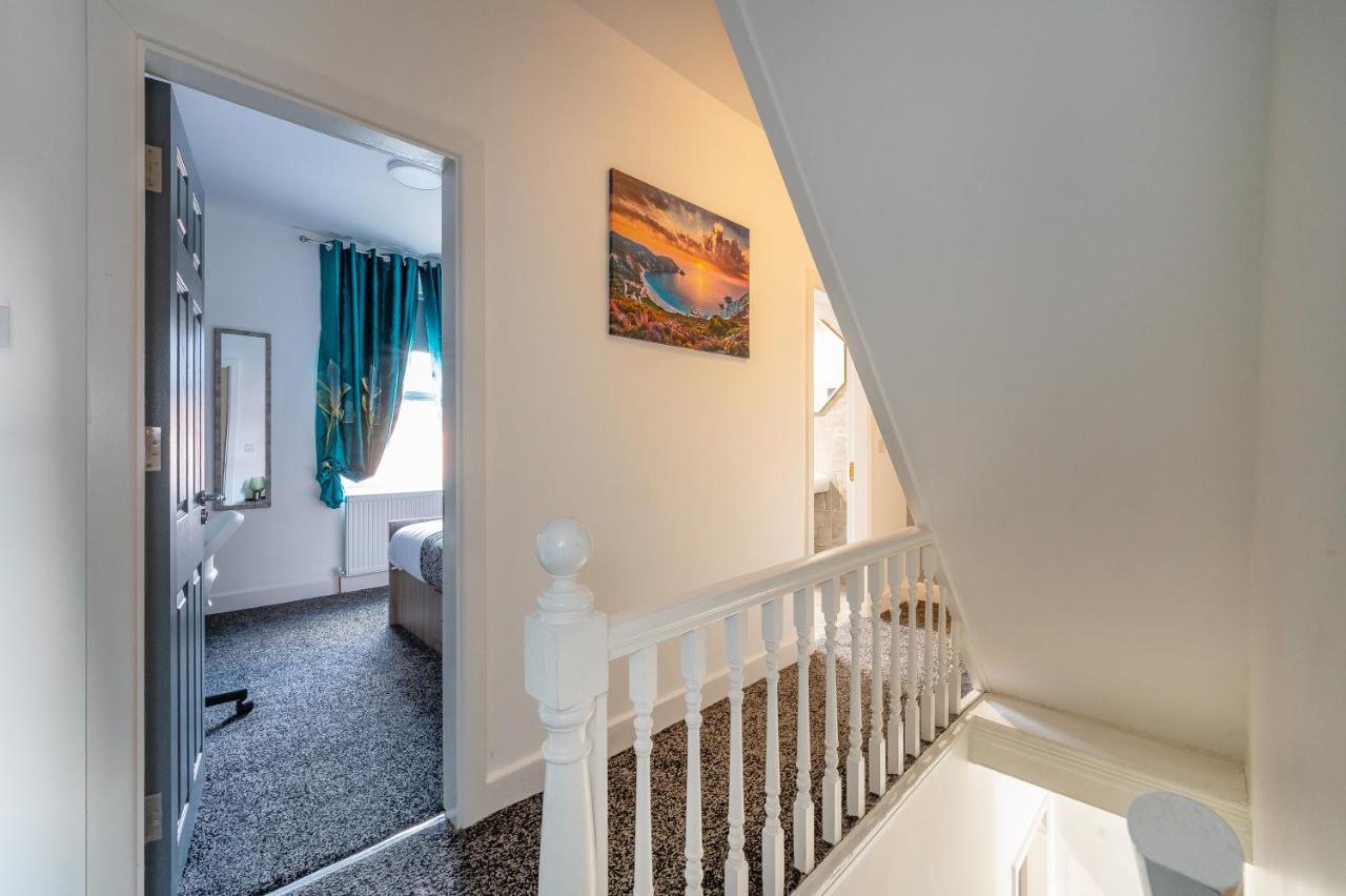 *Rb12S* For Your Most Relaxed & Cosy Stay + Free Parking + Free Fast Wifi * 利兹 外观 照片