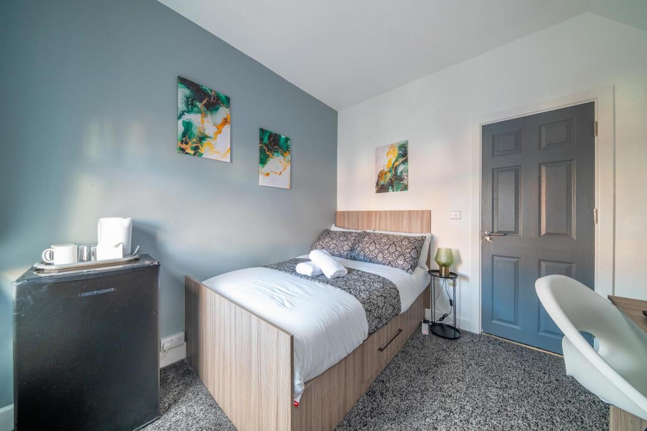 *Rb12S* For Your Most Relaxed & Cosy Stay + Free Parking + Free Fast Wifi * 利兹 外观 照片
