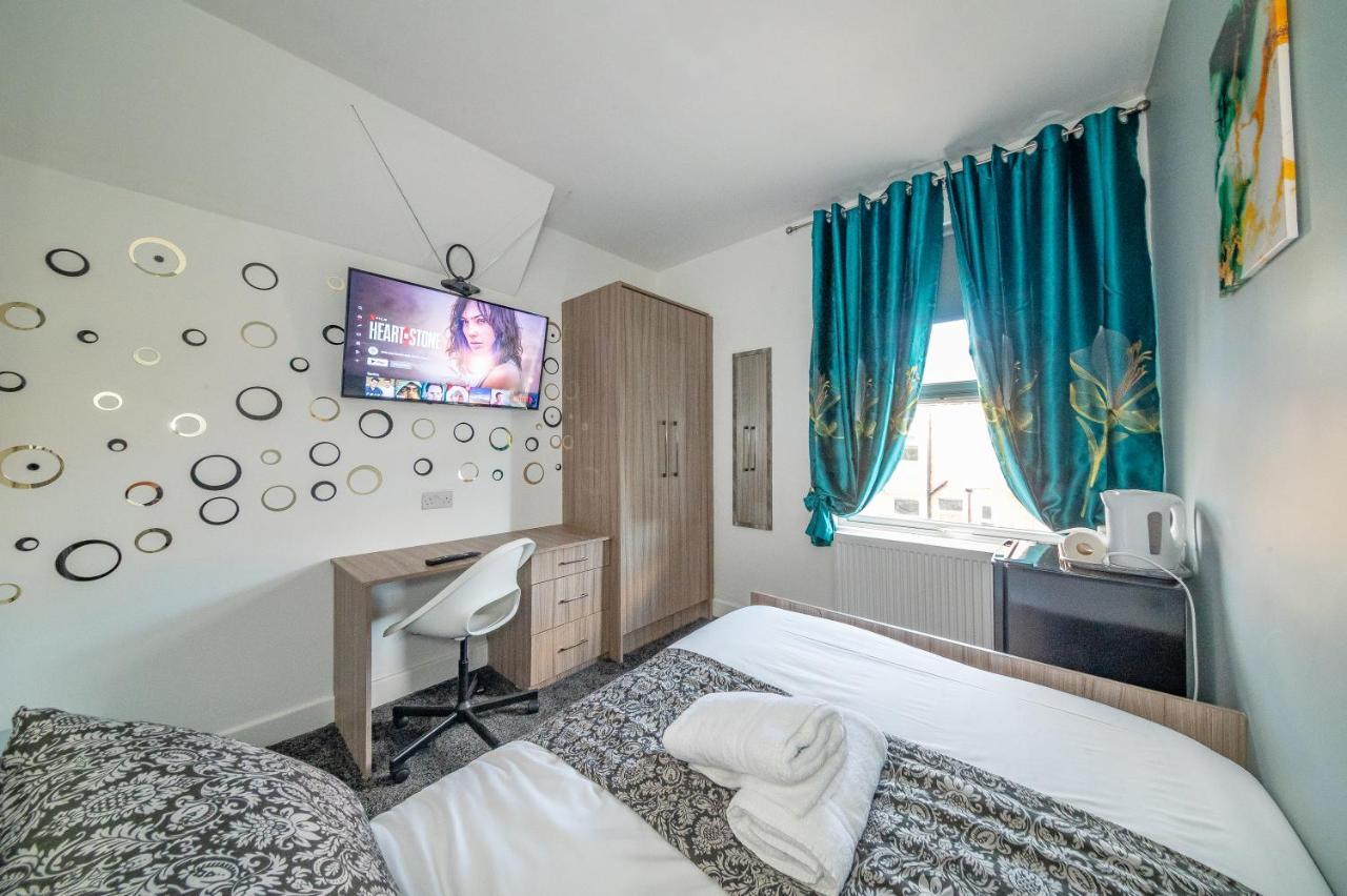 *Rb12S* For Your Most Relaxed & Cosy Stay + Free Parking + Free Fast Wifi * 利兹 外观 照片