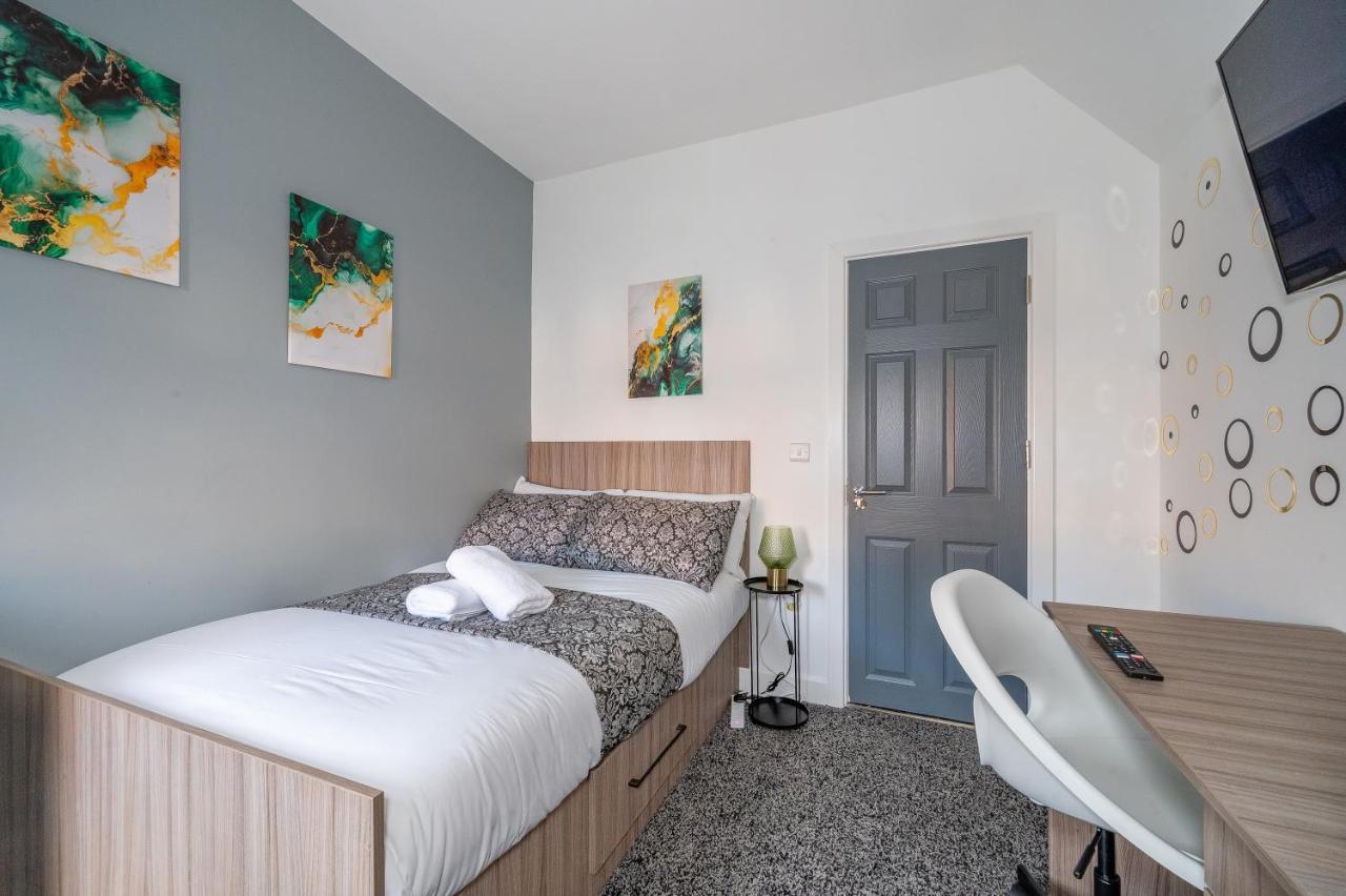 *Rb12S* For Your Most Relaxed & Cosy Stay + Free Parking + Free Fast Wifi * 利兹 外观 照片