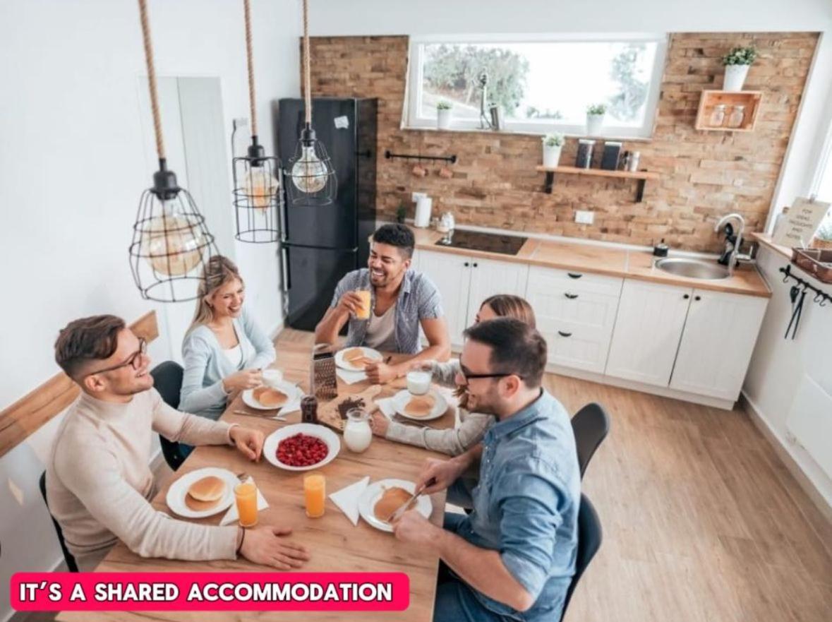 *Rb12S* For Your Most Relaxed & Cosy Stay + Free Parking + Free Fast Wifi * 利兹 外观 照片